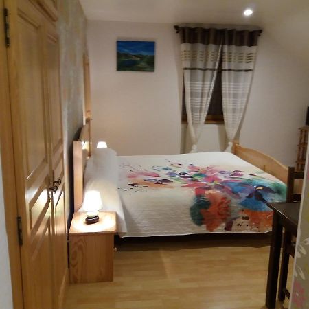 Bed and Breakfast Le P'tit Bonheur Chilly-sur-Salins Exterior foto