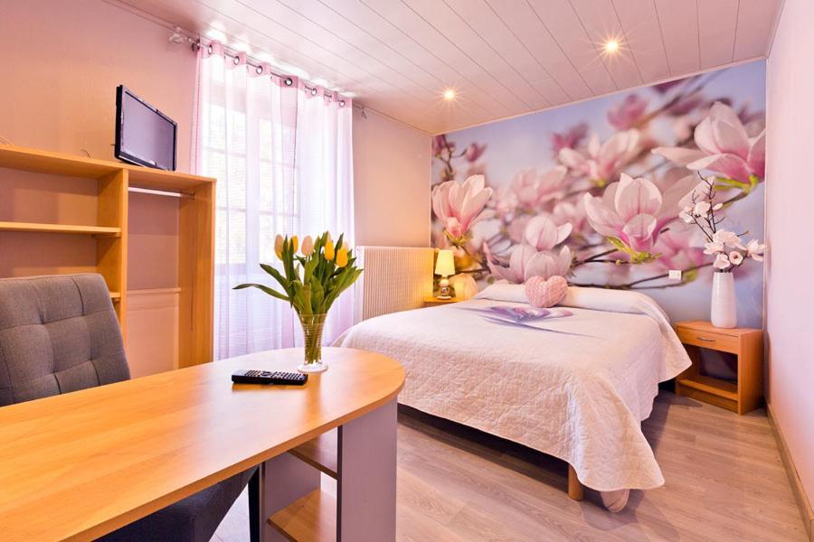 Bed and Breakfast Le P'tit Bonheur Chilly-sur-Salins Exterior foto