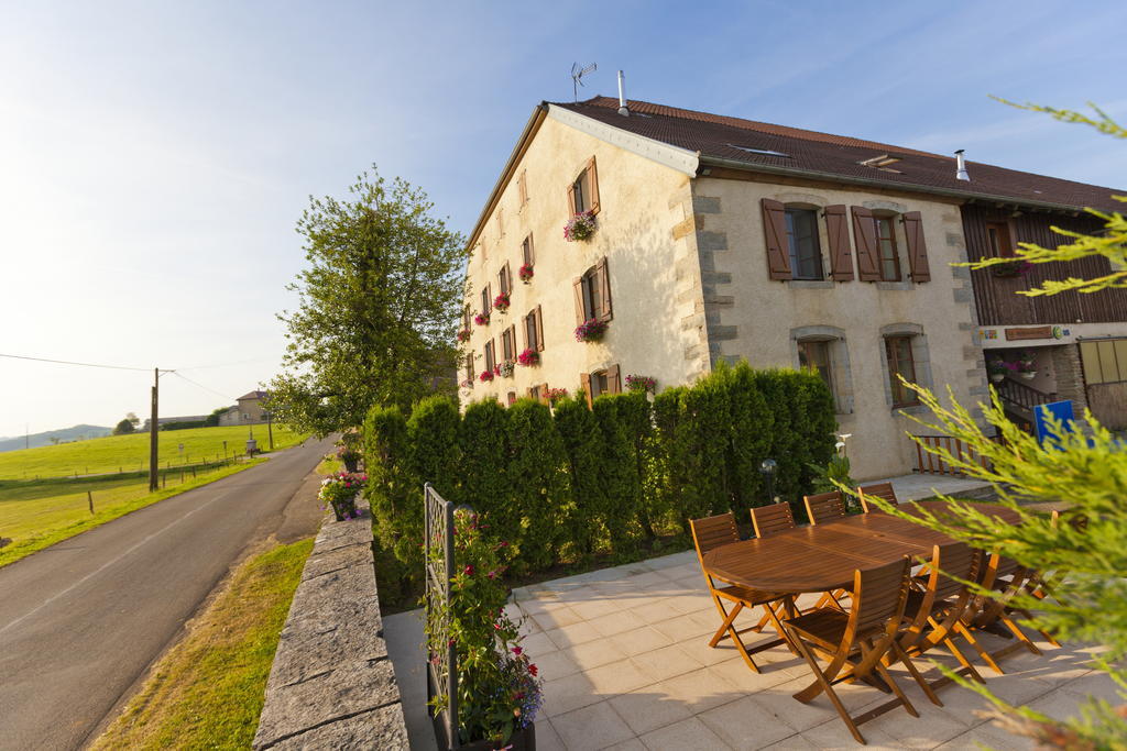 Bed and Breakfast Le P'tit Bonheur Chilly-sur-Salins Exterior foto